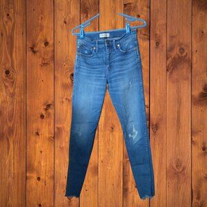 Madewell 9” High Rise Skinny Women’s Size 27 Blue Raw Hem Denim Jeans Distressed